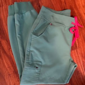 Figs Green Technical collection, petite small